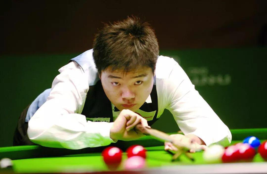 王曼昱的成 王曼昱的成